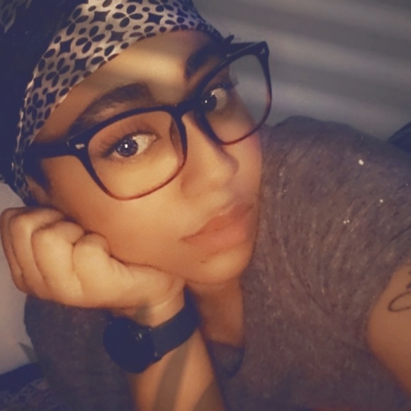 Women's & Baby clothing - Picture 1 of 1